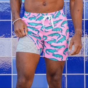 BNWT Men’s Chubbies Lined Swim Trunks XL 5.5 Inseam